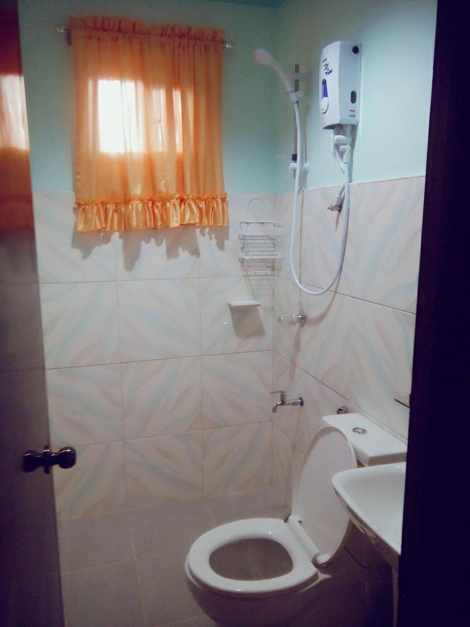 Gilin Pension House Puerto Princesa Ngoại thất bức ảnh